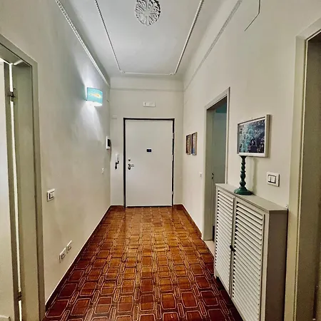 Rossella - 5 Terre Near The Station Lägenhet La Spezia